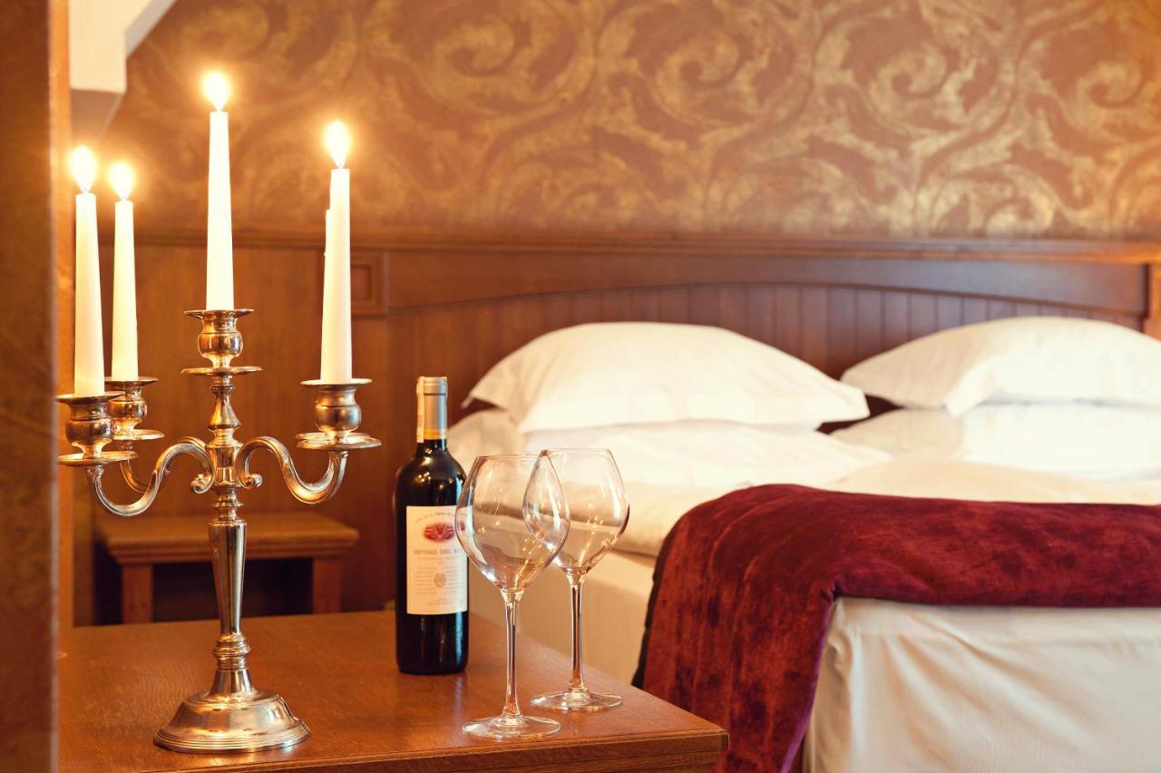 Hotel Lipowy Most Supraśl Екстериор снимка