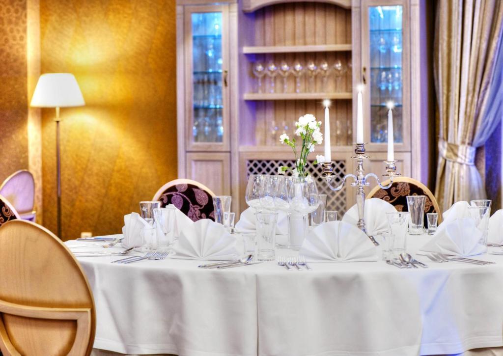 Hotel Lipowy Most Supraśl Екстериор снимка