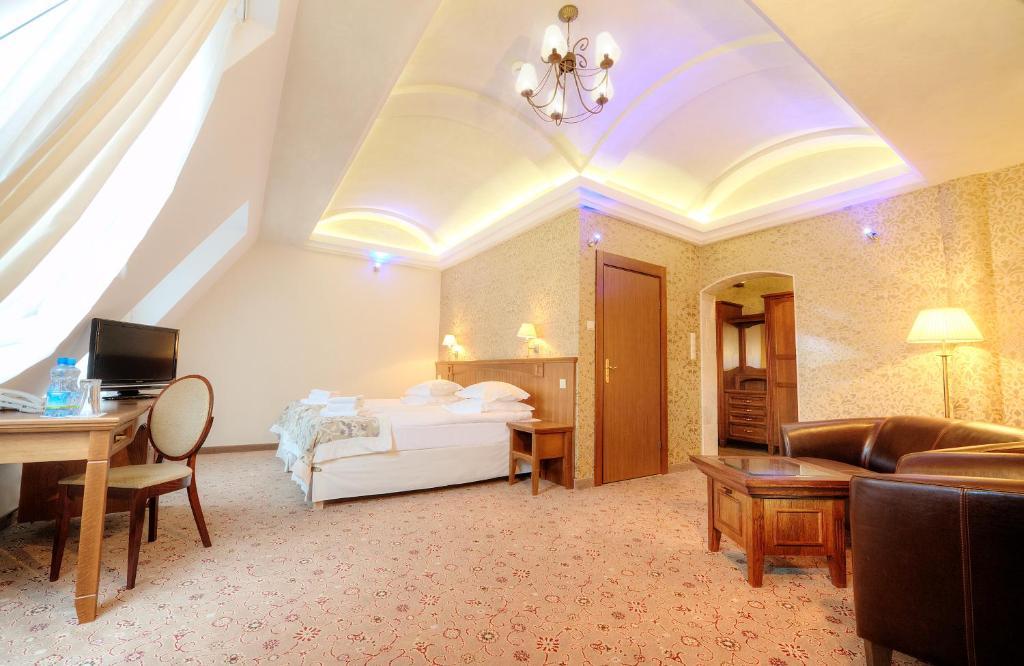 Hotel Lipowy Most Supraśl Екстериор снимка