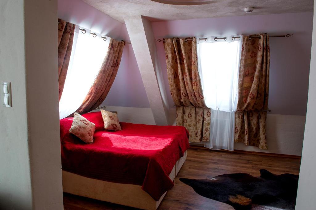 Hotel Lipowy Most Supraśl Екстериор снимка